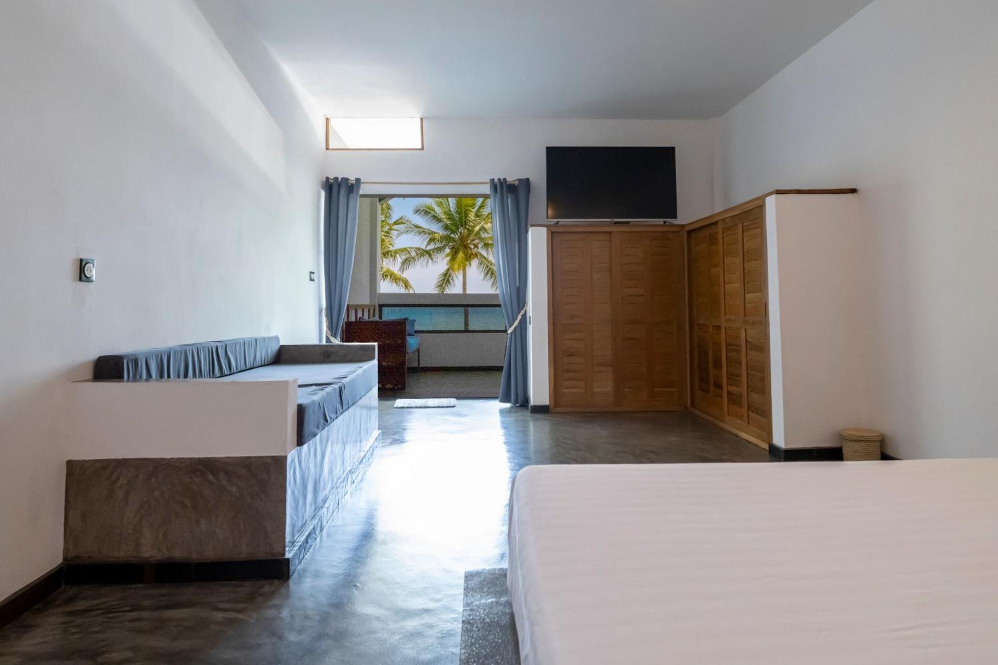 Swisscocobeach Nosy-Be Rom bilde